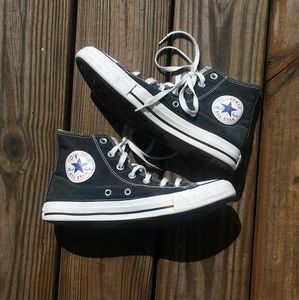 *customized!* Black Converse